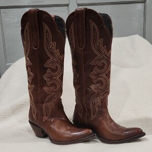 Ariat Brown Embroidered Cowgirl Boots Size 6